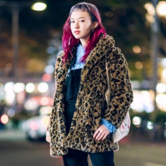 H&M Jackets & Blazers - H&M leopard jacket
